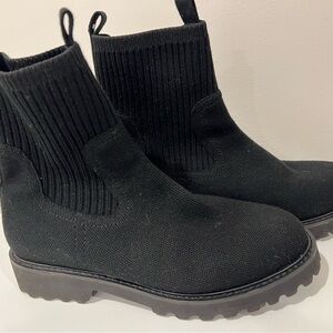Women’s Black Knit Chelsea Ankle Booties